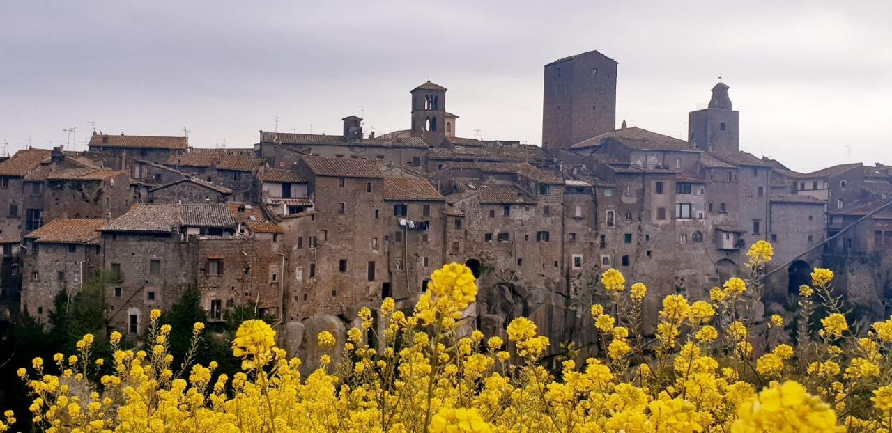 Apartamento La Dimora Nel Borgo Vitorchiano Exterior foto